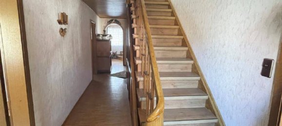 Здание с 7 комнатами в Кассель, Германия № 258561 13