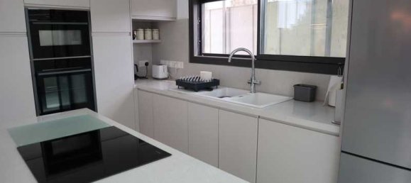 3 bedrooms Villa in Geroskípou, Cyprus No. 16358 10