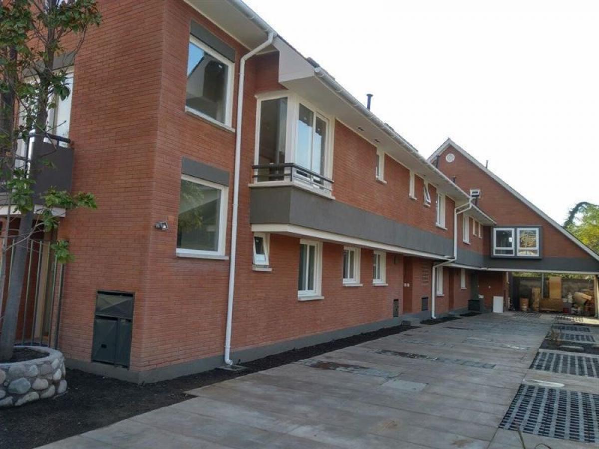 4 bedrooms House in Santiago, Chile No. 2300