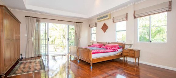 4 bedrooms House in Chiang Mai, Thailand No. 57725 17
