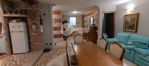 Villa de 4 dormitorios en Ghedi, Italy No. 211664 10