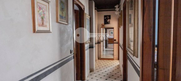 Villa de 4 dormitorios en Ghedi, Italy No. 211664 37