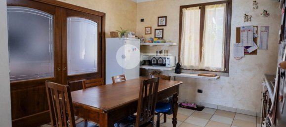 Villa de 4 dormitorios en Ghedi, Italy No. 211664 35