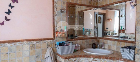 Villa de 4 dormitorios en Ghedi, Italy No. 211664 7