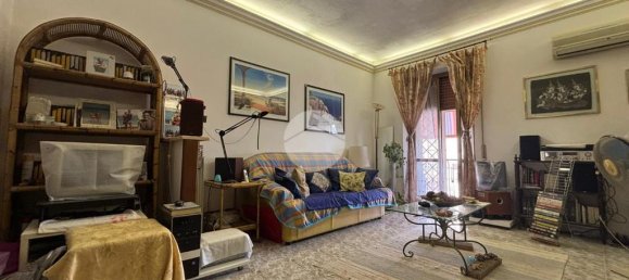 Apartamento T4 em Rome, Italy N.º 291891 3