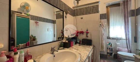 Apartamento T4 em Rome, Italy N.º 291891 12