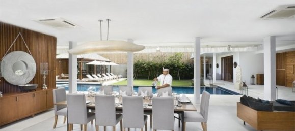 5 bedrooms Villa in Seminyak, Indonesia No. 2918 4