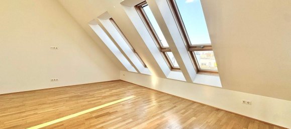 3-Zimmer Doppelhaus in Rudolfsheim-Funfhaus, Austria, Nr. 191024 5