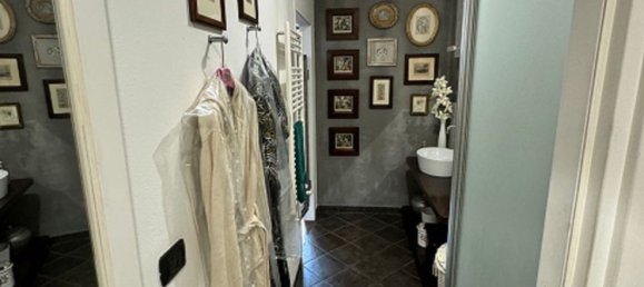 Apartamento de 3 habitaciónes en Vimodrone, Italy No. 290536 18