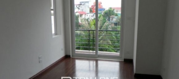 4 Schlafzimmer Villa in Tay Ho, Vietnam, Nr. 2742 10