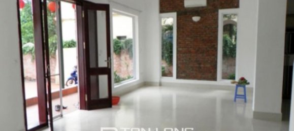 4 Schlafzimmer Villa in Tay Ho, Vietnam, Nr. 2742 3