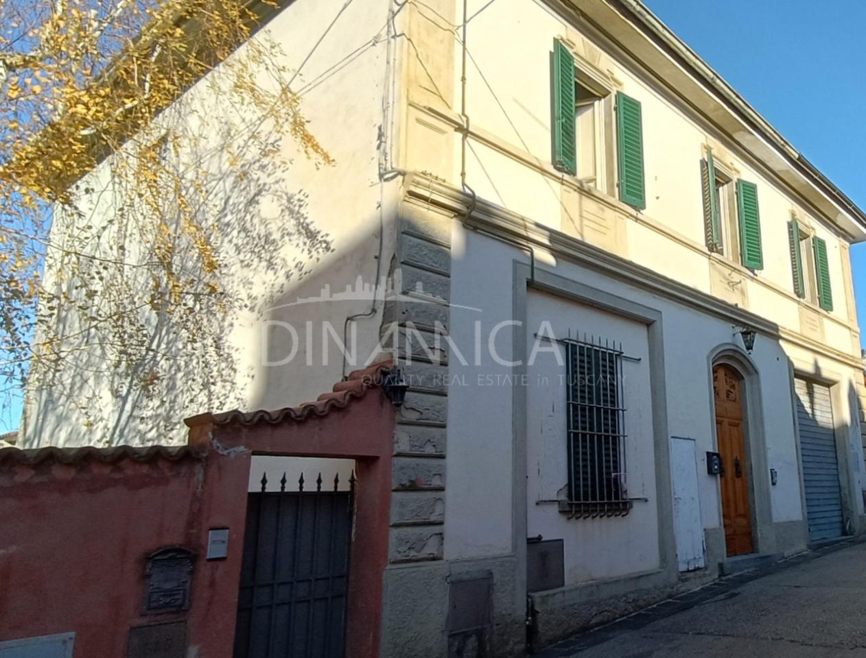 Вилла с 4 комнатами в Винчи, Италия № 233983