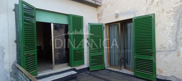 Вилла с 4 комнатами в Винчи, Италия № 233983 18