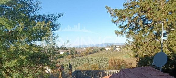 Вилла с 4 комнатами в Винчи, Италия № 233983 24