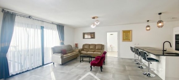 3 Schlafzimmer Haus in Rochefort, France, Nr. 357447 7