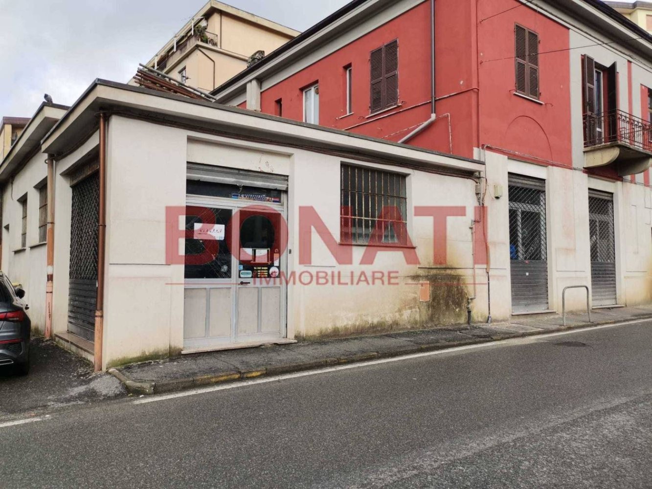 239m² Warehouse in La Spezia, Italy No. 176726