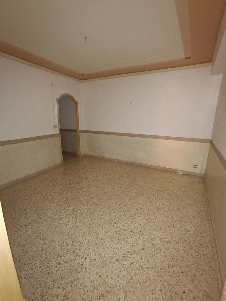 4-Zimmer Wohnung in Palermo, Italy, Nr. 284735