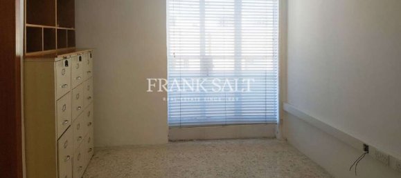 Офис 15м² в Та-Шбиш, Мальта № 12043 8