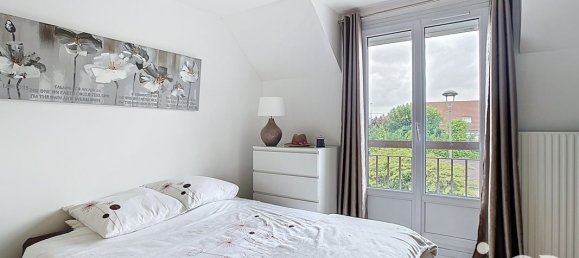3 Schlafzimmer Haus in Vaux-le-Penil, France, Nr. 332375 7