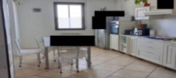 69m² Office in Rovigo, Italy No. 343883 10