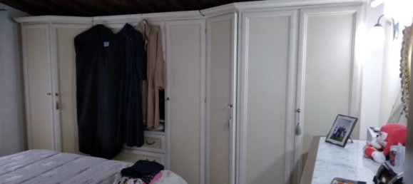 Casa de 5 divisões em Arezzo, Italy N.º 19495 8