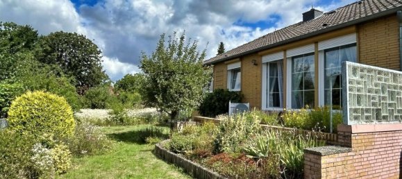 Бунгало с 4 комнатами в Вольфенбюттель, Германия № 261133 2