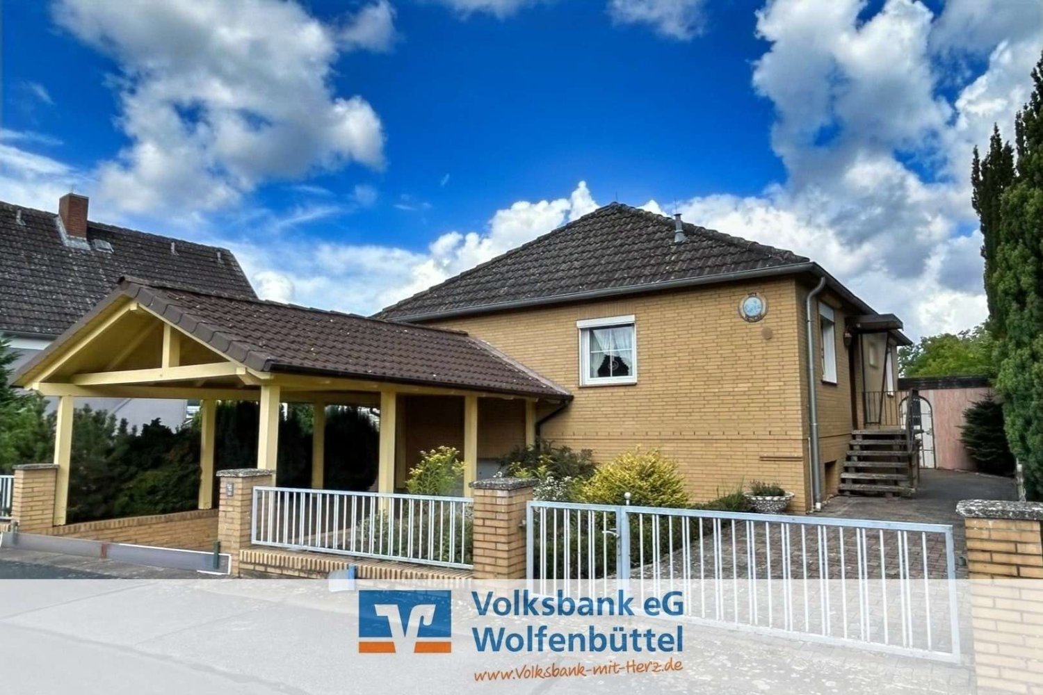 Бунгало с 4 комнатами в Вольфенбюттель, Германия № 261133