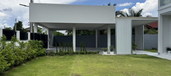 Дом с 5 спальнями в Сан-Сай, Таиланд № 70585 3