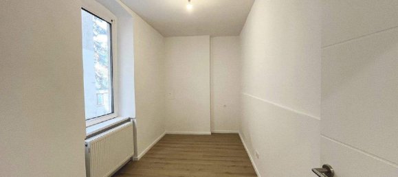 4 rooms Apartment in Ottakring, Austria No. 177241 3