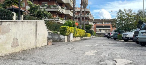 3 rooms Apartment in Rome, Italy No. 92763 3