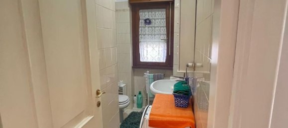 3 rooms Apartment in Rome, Italy No. 92763 28