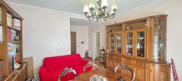 3 rooms Apartment in Rome, Italy No. 92763 10