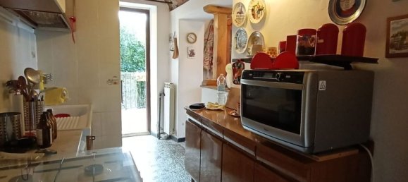 5 rooms House in Fivizzano, Italy No. 90045 5