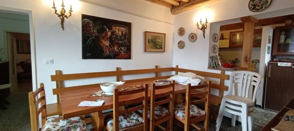 5 rooms House in Fivizzano, Italy No. 90045 3