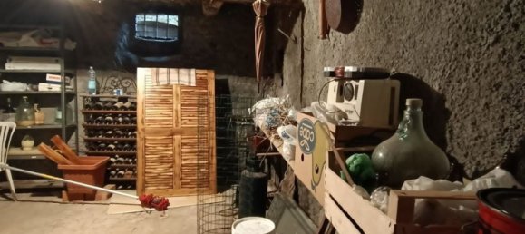 5 rooms House in Fivizzano, Italy No. 90045 14