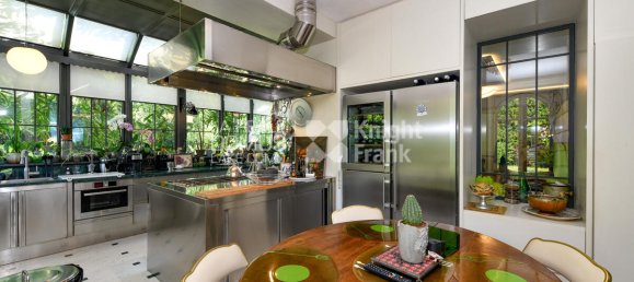 4 bedrooms Villa in Blevio, Italy No. 324587 32