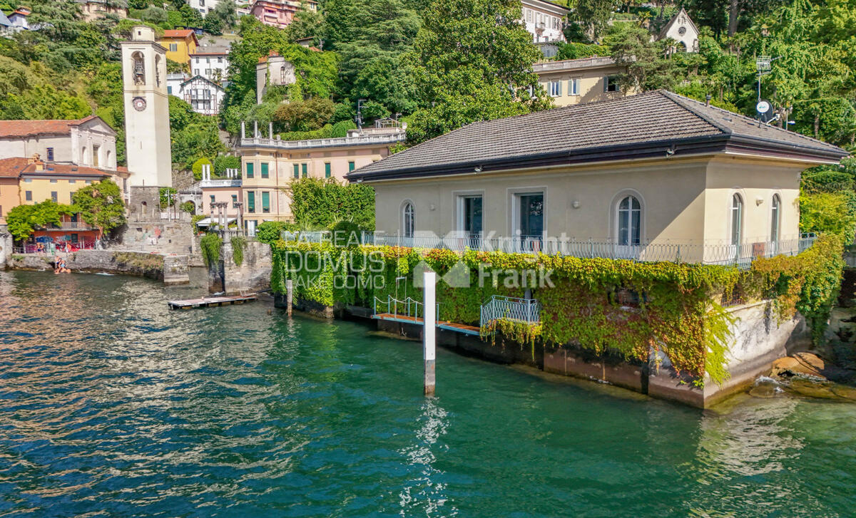 4 bedrooms Villa in Blevio, Italy No. 324587