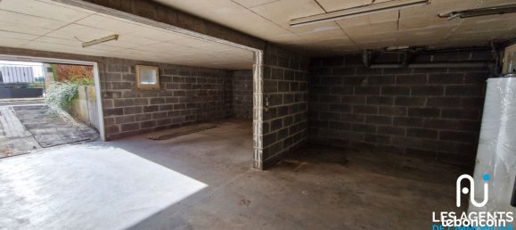 3 chambres Maison à Cléry-Saint-André, France No. 93063 10