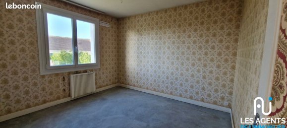 3 chambres Maison à Cléry-Saint-André, France No. 93063 13