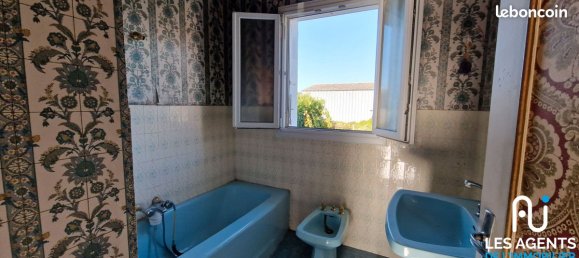 3 chambres Maison à Cléry-Saint-André, France No. 93063 16