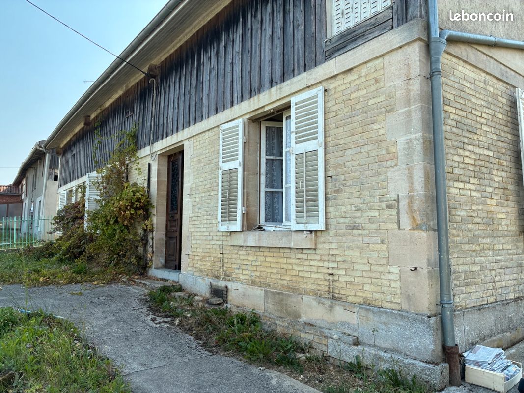 Casa de 3 dormitorios en Givry-en-Argonne, France No. 322734