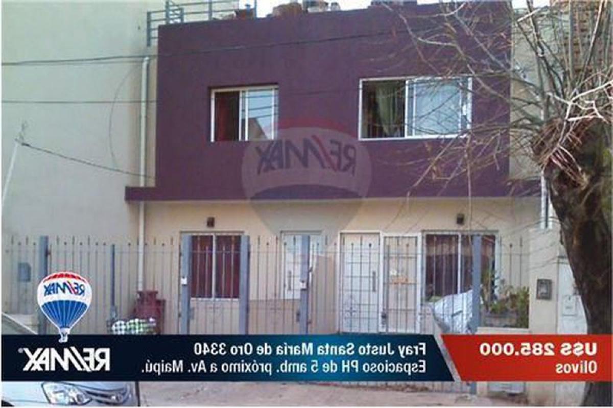 4 bedrooms House in Vicente Lopez, Argentina No. 7468