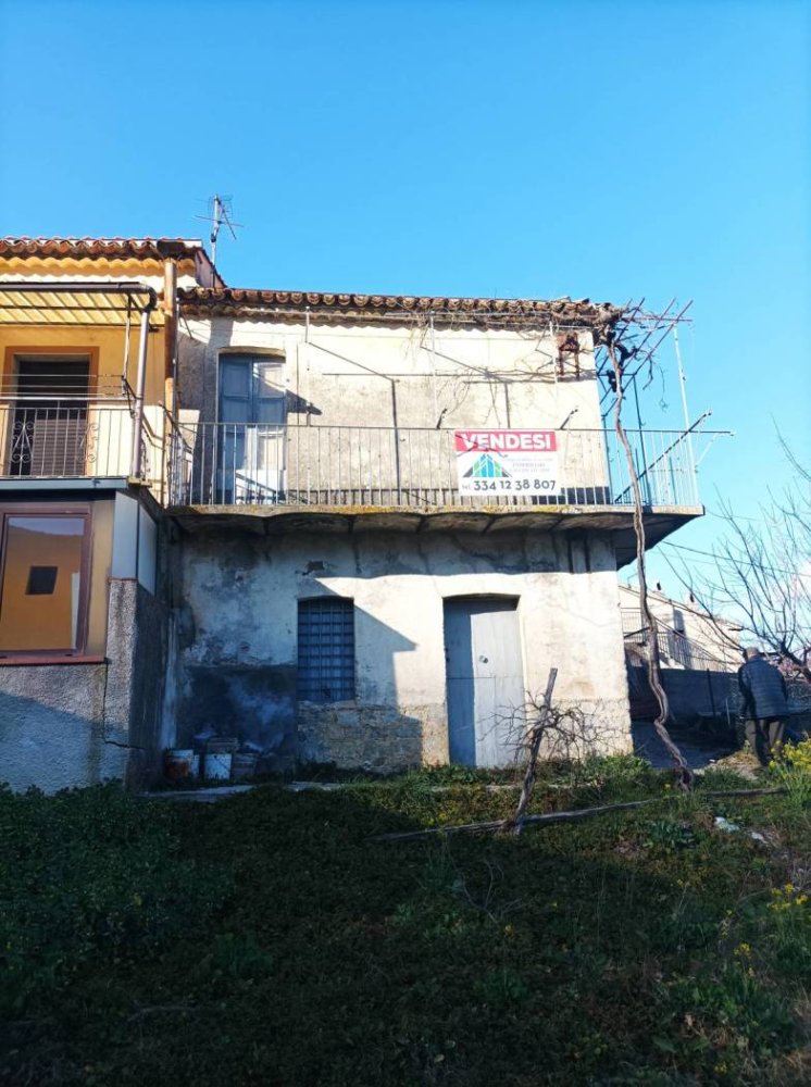 1 bedroom House in Rivello, Italy No. 29798