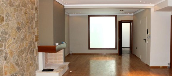 3 Schlafzimmer Gewerbliche Immobilien in Penteli, Greece, Nr. 7650 2