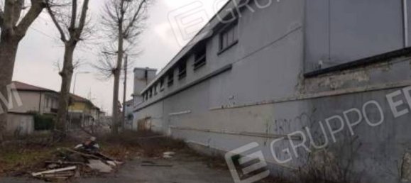 1-salle Entrepôt à Busto Garolfo, Italy No. 303040 5