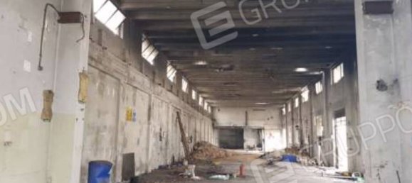 1-salle Entrepôt à Busto Garolfo, Italy No. 303040 7