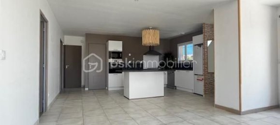 3 bedrooms House in Argeliers, France No. 339899 4