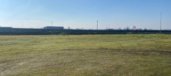 14000m² Land in Piacenza, Italy No. 28990 6
