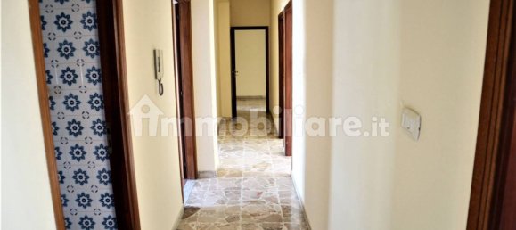 4 bedrooms Apartment in Catania, Italy No. 118104 8