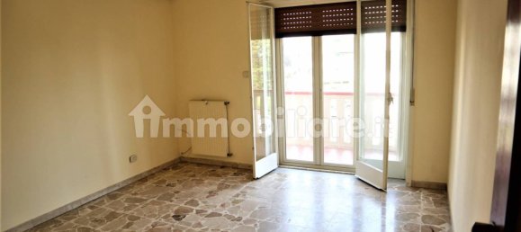 4 bedrooms Apartment in Catania, Italy No. 118104 7